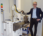Stresstech有限公司总经理Dominik Dapprich介绍了Xstress机器人进行的X射线测量