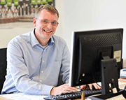Andreas Sterthaus，AGTOS GmbH销售工程师 