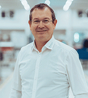 Soran Jota，OTEC Präzisionsfinish GmbH总经理